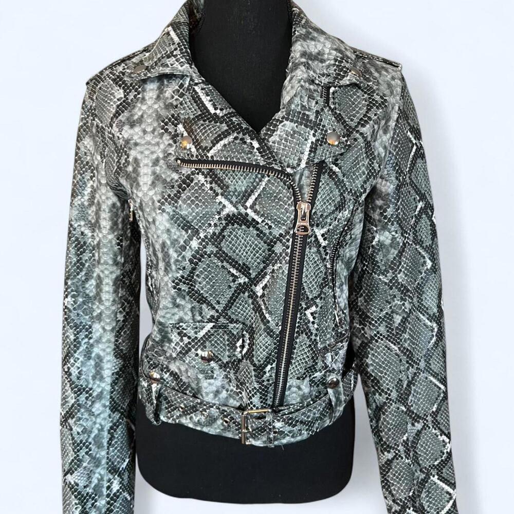 Bershka faux leather snake print moto biker jacket Size Medium NEW - Picture 2 of 8